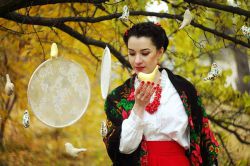 ���`��� �.